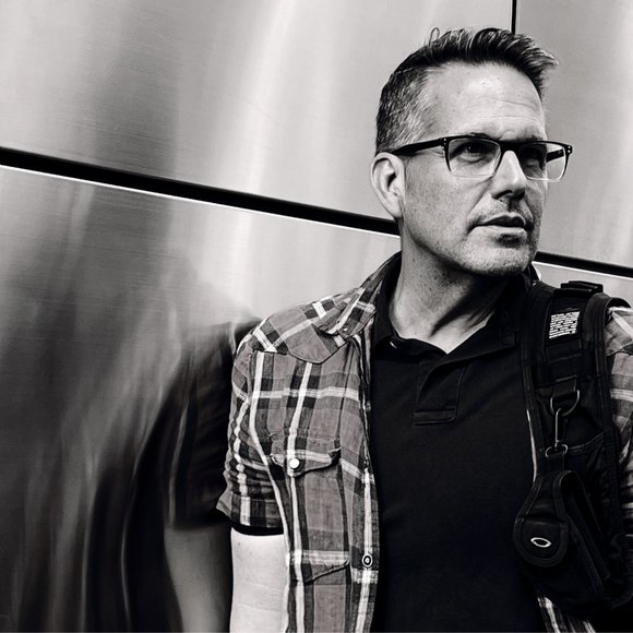 Meet your Posher, Jeff - Picture 3 of 4